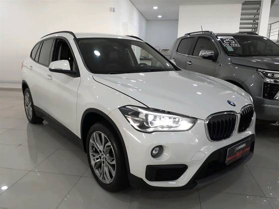BMW X1 2.0 16V TURBO ACTIVEFLEX SDRIVE20I 4P AUTOMÁTICO BMW X1 2.0 16V TURBO ACTIVEFLEX SDRIVE20I 4P AUTOMÁTICO